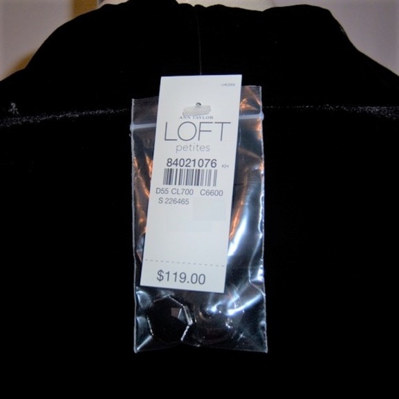 NWT Ann Taylor LOFT Petites Black Velvet Jacket 8P - Picture 8 of 8